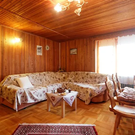 Diana Apartment *